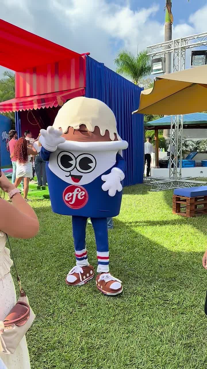 Activación de marca con mascota EFE